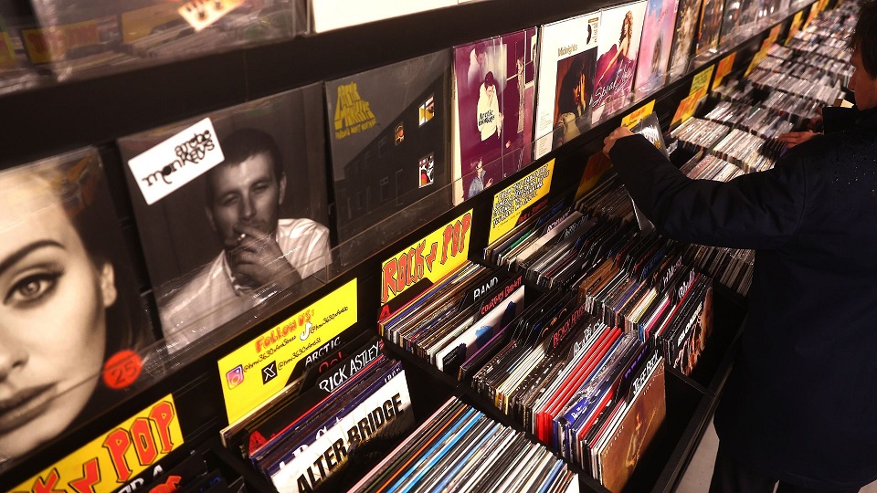 Oba Sebo e Livraria Curitiba - Doe Discos de Vinil LP