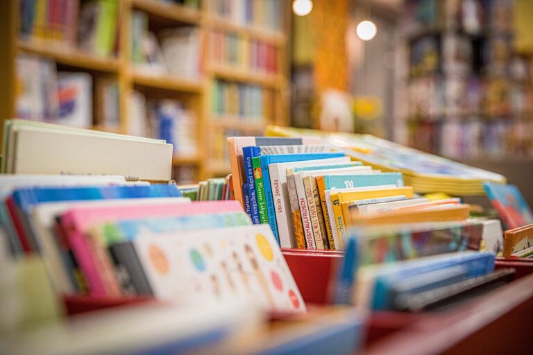 Oba Sebo e Livraria Curitiba - Livros de Infanto Juvenil